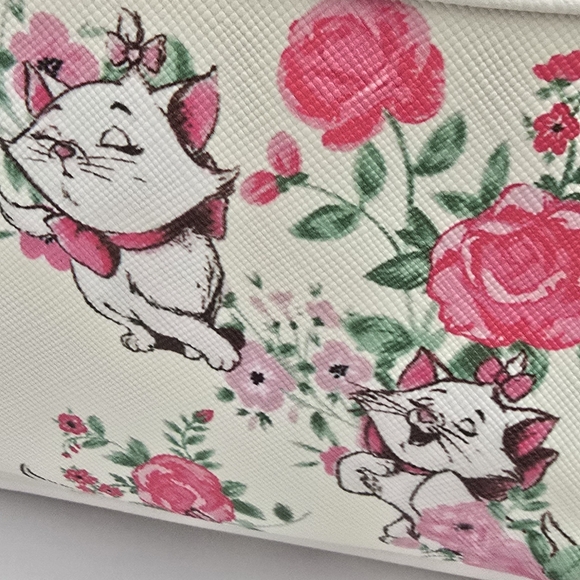 Disney Loungefly Aristocrat backpack - Picture 4 of 8